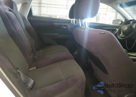 2013 Nissan Altima 2.5 из США, поврежденный, VIN 1N4AL3AP1DC168636